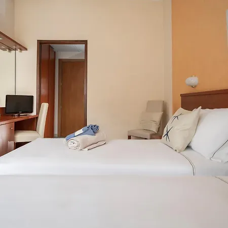 Отель Corallo Wellness 3*