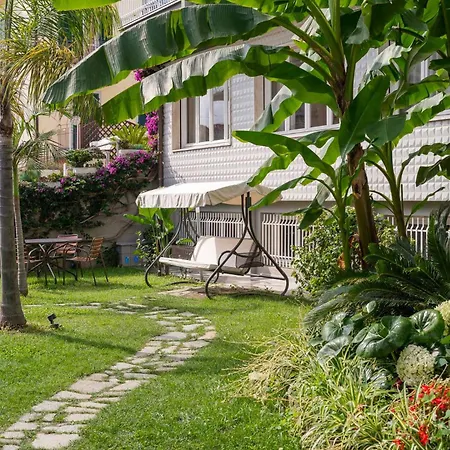 Corallo Wellness Отель Диано-Марина