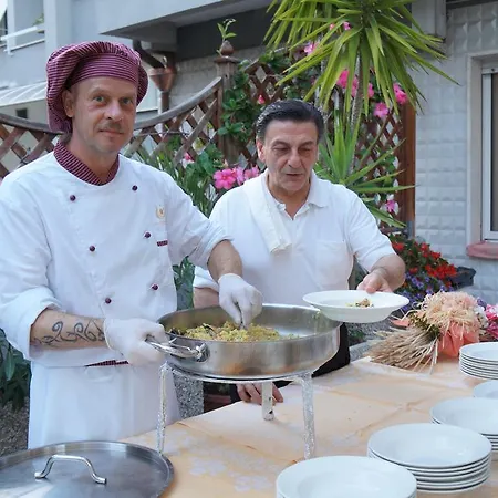 Отель Corallo Wellness 3*