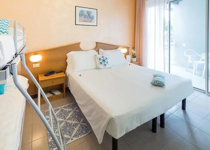 Отель Corallo Wellness 3*