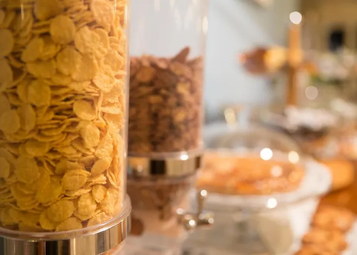 Corallo Wellness Отель Диано-Марина